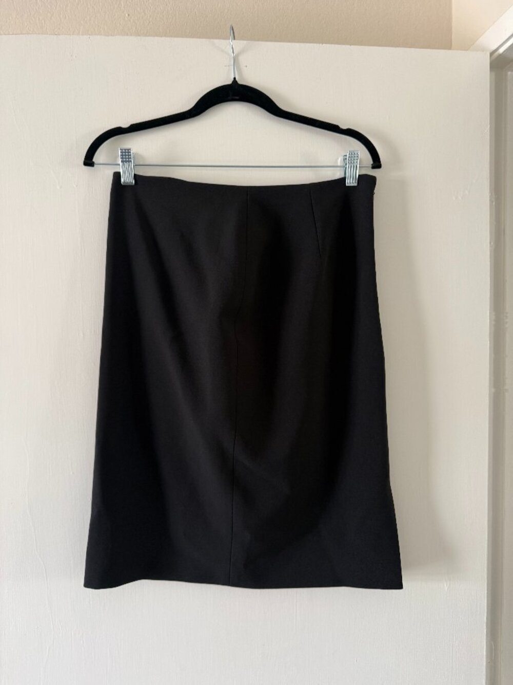 Anne Klein Black Pencil Skirt – Size 4